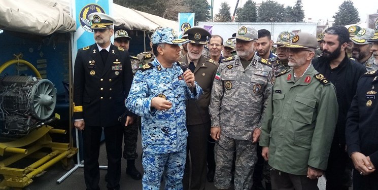 سردار شیرازی از اولین نمایشگاه تربیت و آموزش ارتش بازدید کرد