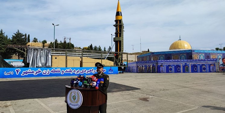 وزیر دفاع: رادار گریزی و عبور از پدافند هوایی دشمن از ویژگی‌های بارز موشک خرمشهر4 است