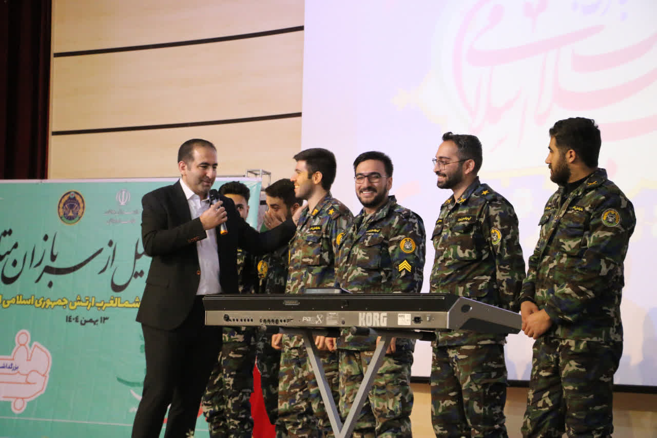 همزمان با ایام الله دهه مبارک فجر؛ تجلیل از سربازان متاهل پدافندهوایی شمالغرب 1 photo 2026 02 03 00 37 04